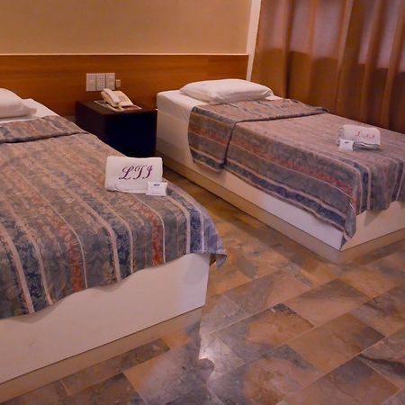 Legazpi Tourist Inn Экстерьер фото
