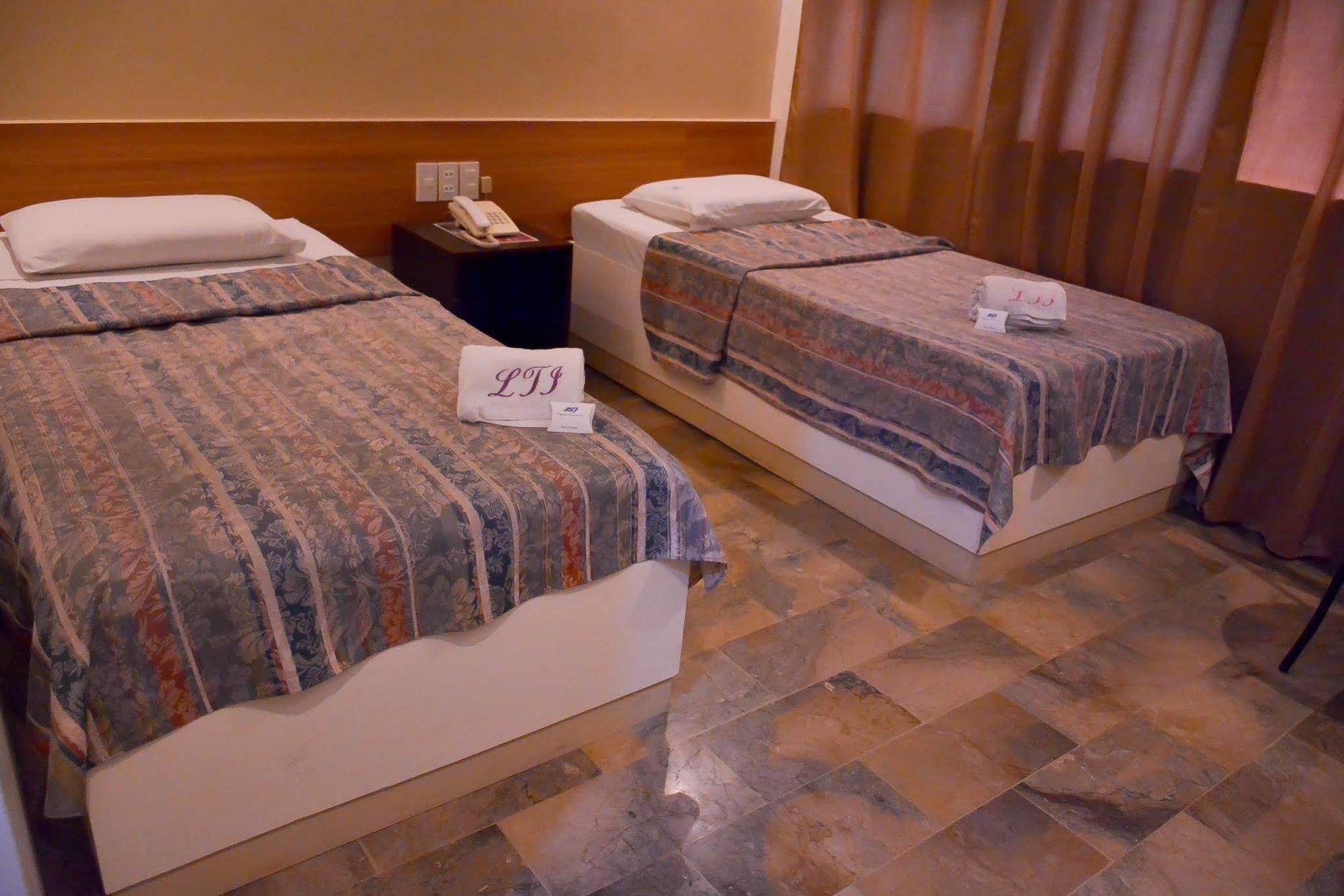 Legazpi Tourist Inn Экстерьер фото